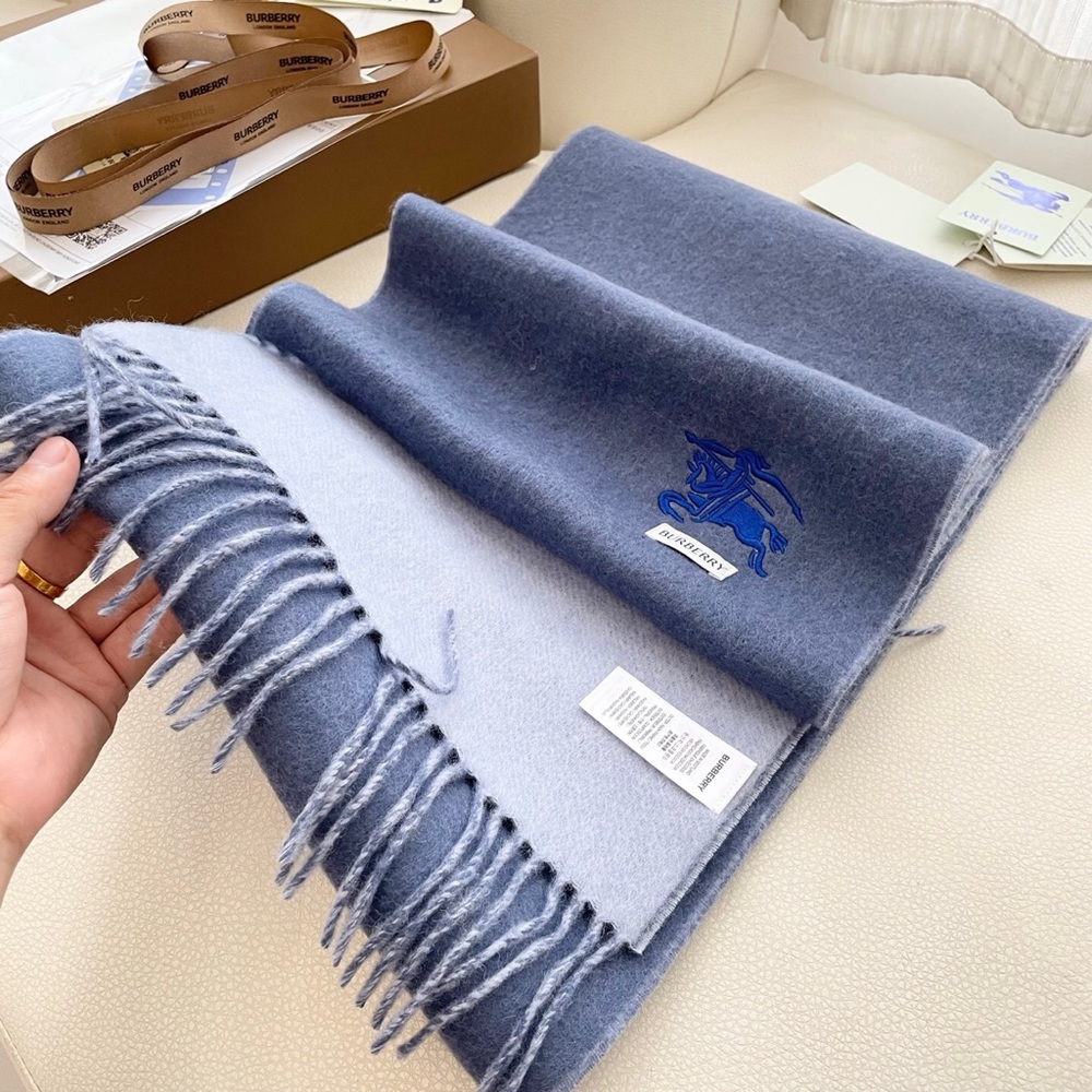 Burberry Deep Water Wave Scarf